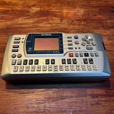 Yamaha qy100 music d'occasion  Expédié en France