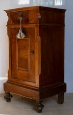 Comodino antico usato Comodino antico usato  Firenze