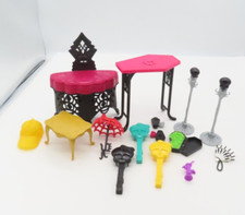 Mesa e acessórios para cadeira Monster High comprar usado  Enviando para Brazil