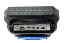 Cassa speaker bluetooth usato  Napoli