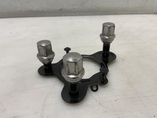 Parafusos traseiros sobressalentes para pneus Jeep JL Wrangler fabricante de equipamento original 2018 2019 2020-2023 0004791 comprar usado  Enviando para Brazil