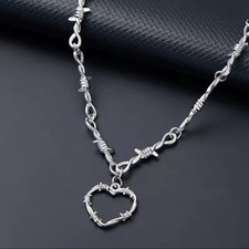 Collana love liberato usato  San Giorgio a Cremano