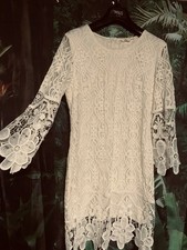 Free post elegant for sale Free post elegant for sale  DORKING