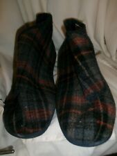 Pair men warm for sale  TREHARRIS