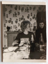 Woman meal party d'occasion  Expédié en Belgium