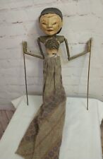 Boneco antigo indonésio Wayang Golek esculpido e pintado à mão vara de madeira comprar usado  Enviando para Brazil
