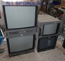 Lote de 4x monitores CRT para jogos (sony 20 polegadas etc) vendidos como peças de reposição ou reparo comprar usado  Enviando para Brazil