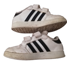 Paire baskets adidas d'occasion  Beaurepaire