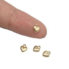 Berloques minúsculos de coração de amor folheados a ouro 14K 4 peças para pulseira colar fabricação de joias comprar usado  Enviando para Brazil