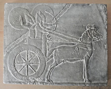 Relief streitwagen kriegern gebraucht kaufen  Gornsdorf