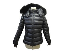 Manteau doudoune moncler d'occasion  Paris VII