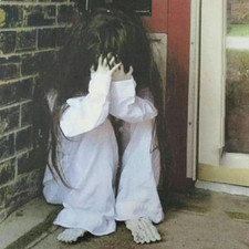 Fantasma piangente halloween usato  Roma