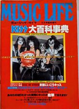 Usado, Music Life Magazine 1977 KISS Encyclopedia. All KISS, includes fold out Poster!! comprar usado  Enviando para Brazil