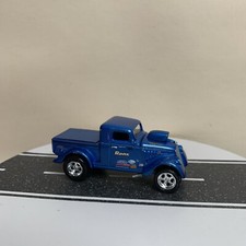 Johnny Lightning Willys Gassers II Monte Grubb's 1933 Willys Pickup azul 1:64 quase perfeito, usado comprar usado  Enviando para Brazil