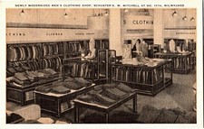 Loja de roupas masculinas, loja de departamentos Schuster Milwaukee WI cartão postal antigo M34 comprar usado  Enviando para Brazil
