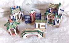 Grupo muito antigo de casas em miniatura e pagode, China. Danificado, para ser reparado. comprar usado  Enviando para Brazil