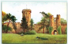 S01-9639, WARWICK CASTLE, THE COURT YARD, CARTÃO POSTAL VINTAGE comprar usado  Enviando para Brazil