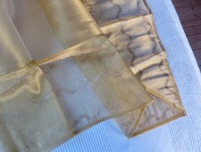 Gold christmas tablecloth for sale Gold christmas tablecloth for sale  PENRITH