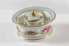 Joli encrier porcelaine d'occasion  Monts