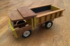 Wooden toy truck d'occasion  Expédié en Belgium