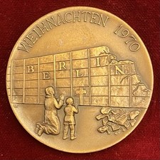 3945 medaglia muro usato  Firenze