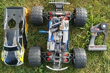 Traxxas maxx 2.5 for sale  Sicklerville