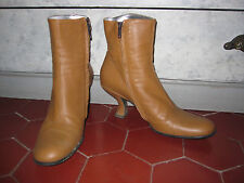 Tres belles bottines d'occasion  Saint-Martin-de-Crau