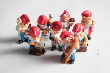 Kinder figures dwarves d'occasion  Expédié en Belgium