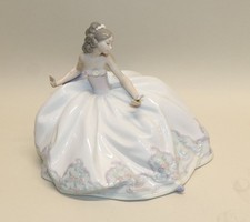Lladro figurine ball for sale  Overland Park