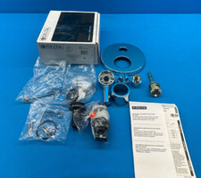 Monitor trínseco Delta T27859 série 17 cromado kit de acabamento de equilíbrio de pressão com 2 alças comprar usado  Enviando para Brazil