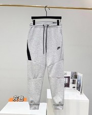 Nike nsw tech usato  Trambileno
