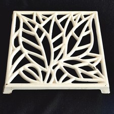 Ancien plat fonte d'occasion Ancien plat fonte d'occasion  Jassans-Riottier