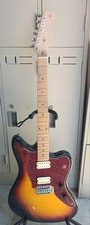 Fender stratocaster electric d'occasion  Expédié en Belgium