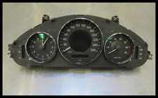 06 MERCEDES CLS CLS500 INSTRUMENTO MEDIDOR DE VELOCÍMETRO PAINEL 179KM QUILÔMETROS KPH comprar usado  Enviando para Brazil