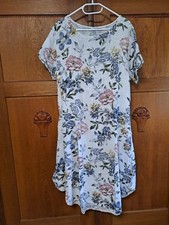 Leichtes leinen kleid gebraucht kaufen Leichtes leinen kleid gebraucht kaufen  Auenwald