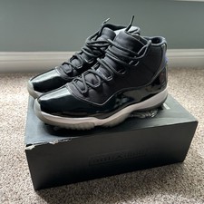 Air jordan space d'occasion  Expédié en Belgium