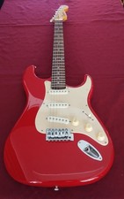 Chitarra elettrica squier usato  Giugliano in Campania