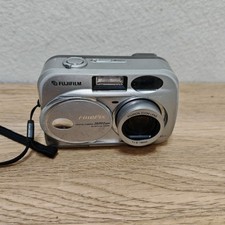 Fujifilm finepix 2600 usato  Spedire a Italy