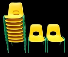 Série petites chaises d'occasion Série petites chaises d'occasion  Les Herbiers