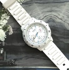 Relógio esportivo Casio feminino analógico branco mostrador glitter LTP1328, usado comprar usado  Enviando para Brazil