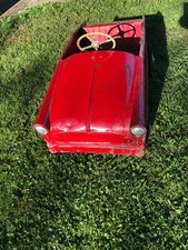 Voiture pédales tôle d'occasion  Delme