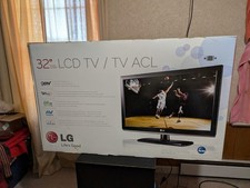perfect lcd 32 hdtv for sale  Bloomdale