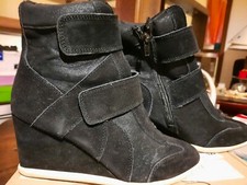Scarpe donna n.38 usato  Tula