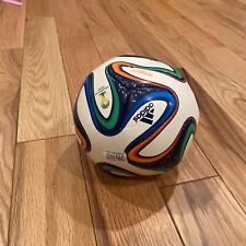 Mini bola Adidas Brazuca Copa do Mundo FIFA 2014 Brasil tamanho 1, usado comprar usado  Enviando para Brazil