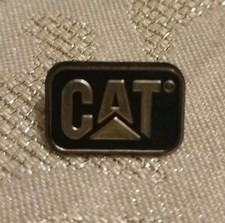 Pin logo caterpillar d'occasion  Montreuil-sur-Ille