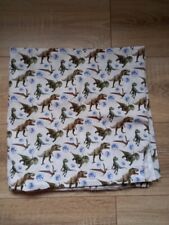 Coupon tissus dinosaure d'occasion  Vouillé