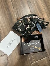 Cachecol de tapeçaria Loot Crate exclusivo bruxo Harry Potter árvore genealógica preta em excelente estado usado comprar usado  Enviando para Brazil