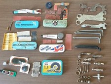 Kits de reparación de bicicletas vintage. Herramientas y repuestos. John Bull Tin, Weldlite, estante segunda mano  Embacar hacia Mexico