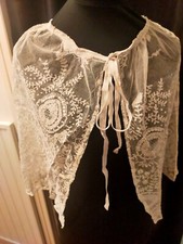 Cape aube dentelle d'occasion  Aire-sur-l'Adour