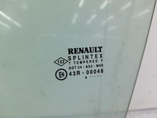 Vitre gauche renault d'occasion Vitre gauche renault d'occasion  Moulins